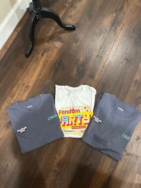 Twitch Con Logo Tee